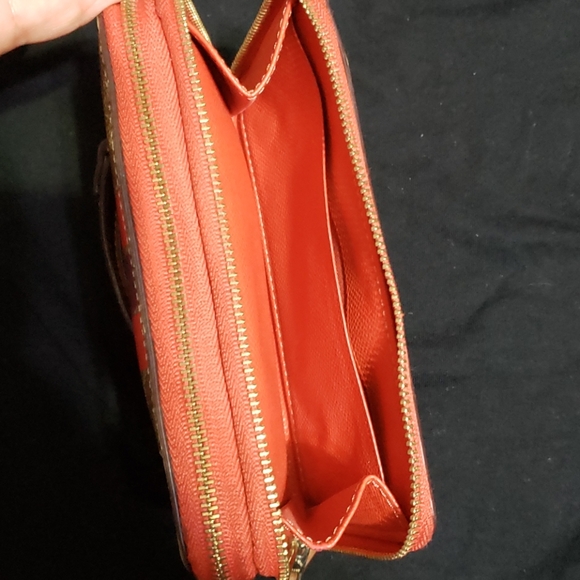 Wallet - Picture 4 of 5